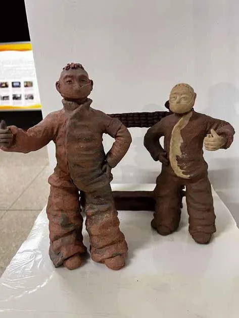 学生非遗作品成果现场记录 4
